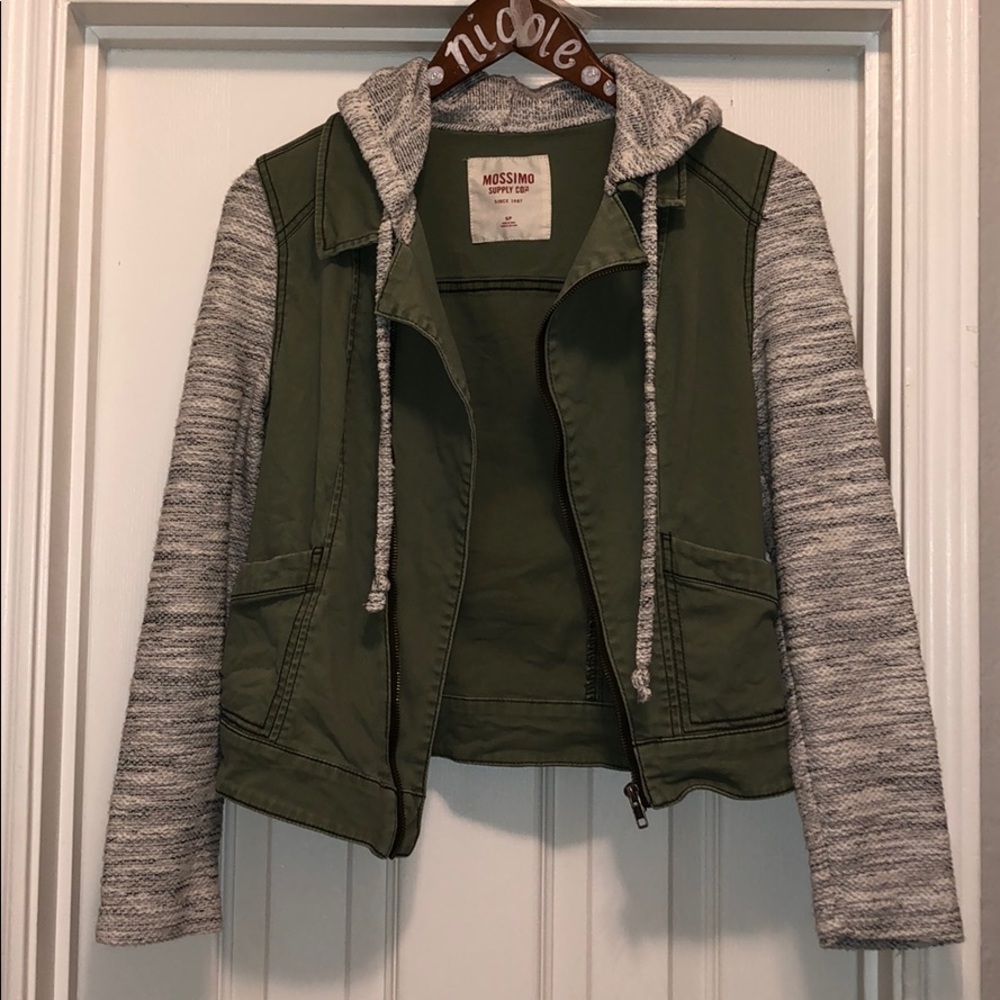 Fall zip up jacket 🍁